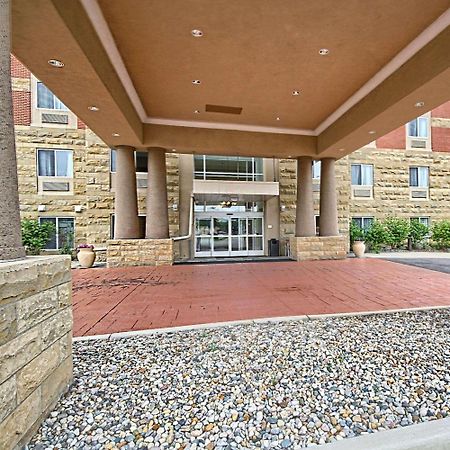 Country Inn & Suites By Radisson, Dearborn, Mi Екстер'єр фото