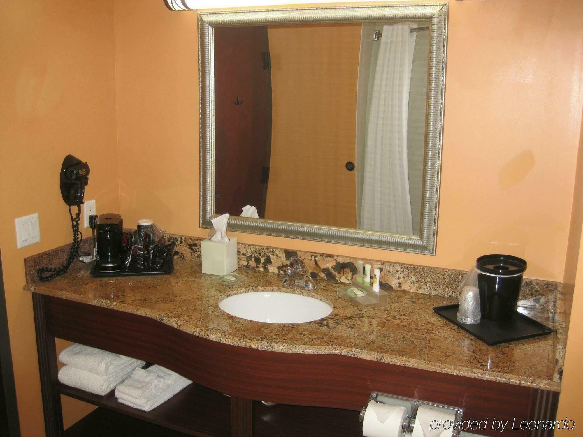Country Inn & Suites By Radisson, Dearborn, Mi Екстер'єр фото